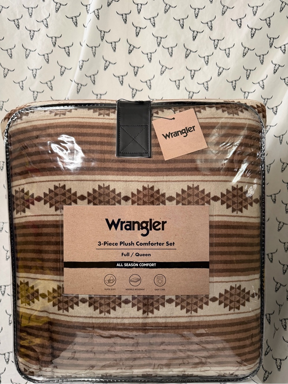 Wrangler Brown and Tan Southwestern Plush Comforter Set